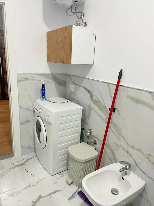 Sab 2 Cozy Modern Apartment فيير