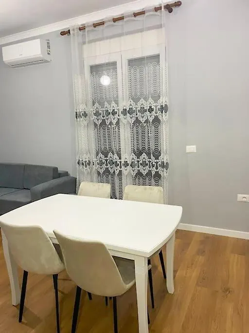 Sab 2 Cozy Modern Apartment فيير